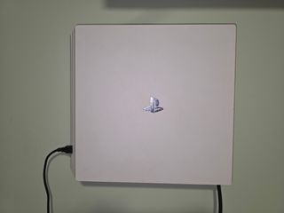 Play station 4 pro 