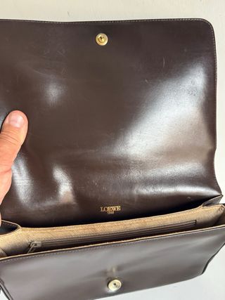 Loewe bolso bandolera de piel.