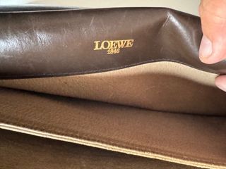 Loewe bolso bandolera de piel.