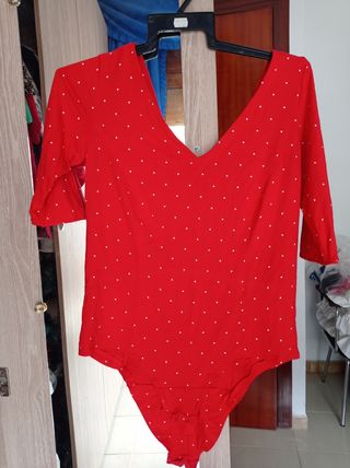 Maillot rojo con lunares blancos talla 46-