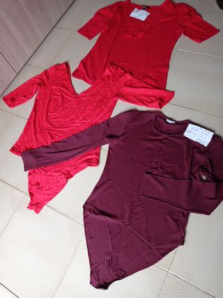 Maillot rojo con lunares blancos talla 46-