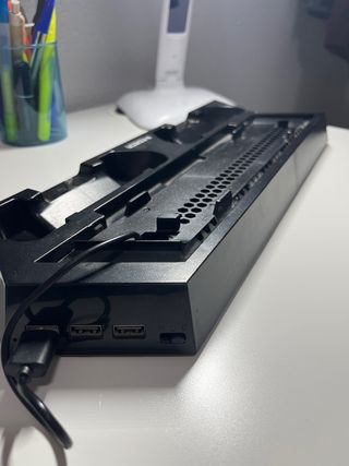 Base de carga para la PS4