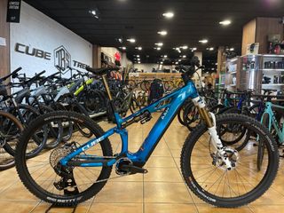 CUBE STEREO HYBRID ONE44 HPC AT