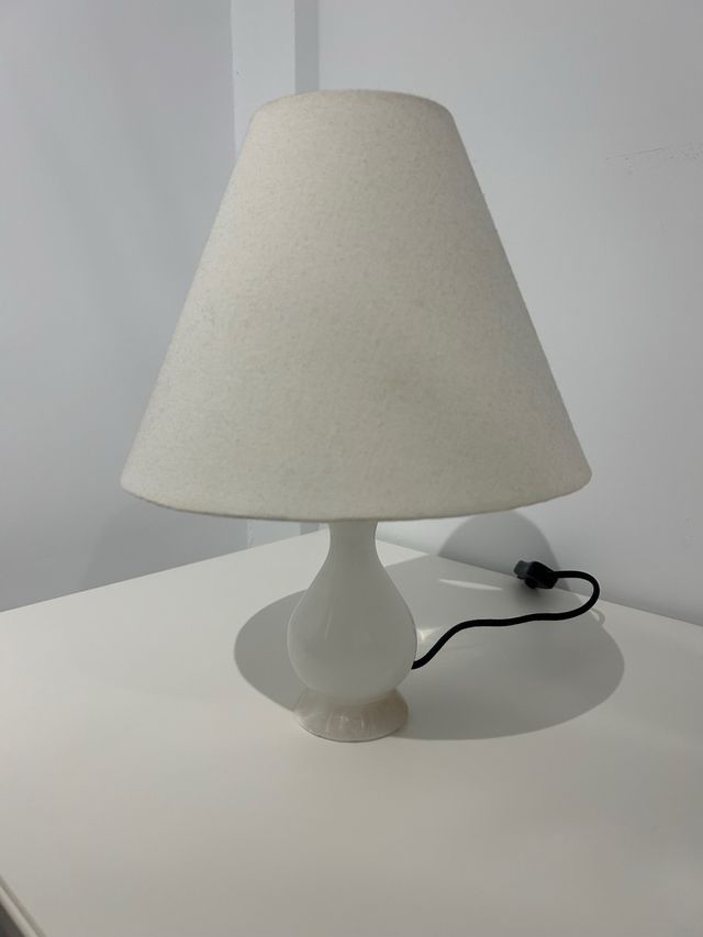 Lámpara de mesa Zara Home