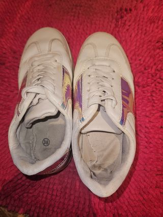 Zapatillas blancas plataforma 38 
