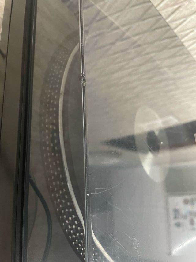 Tocadiscos Sanyo TP720