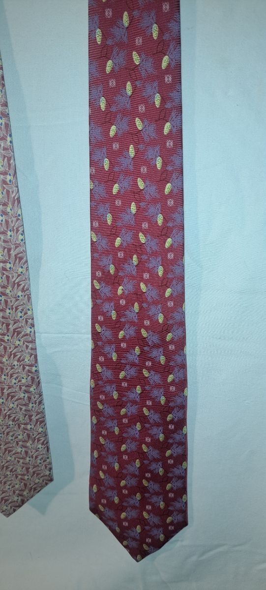 Seis corbatas de LOEWE 