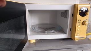 se vende microonda