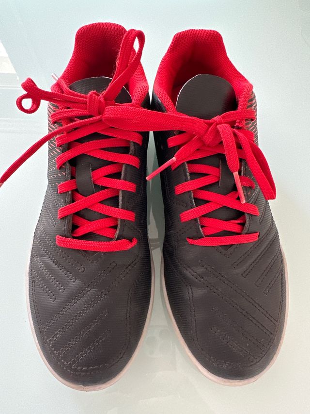 Botas de fútbol multitaco T36