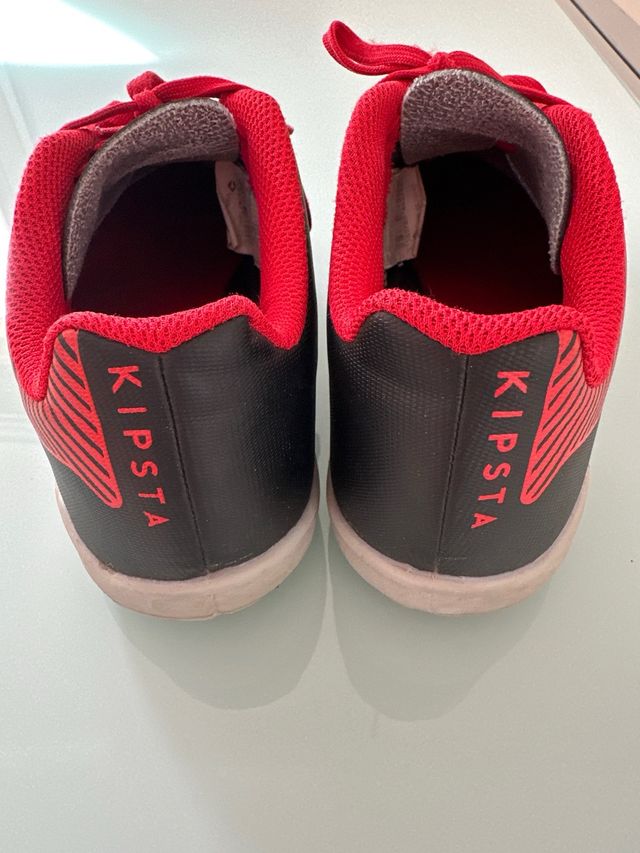 Botas de fútbol multitaco T36