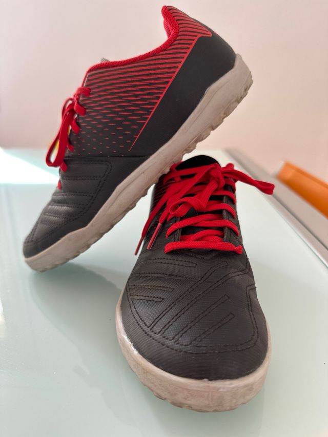 Botas de fútbol multitaco T36