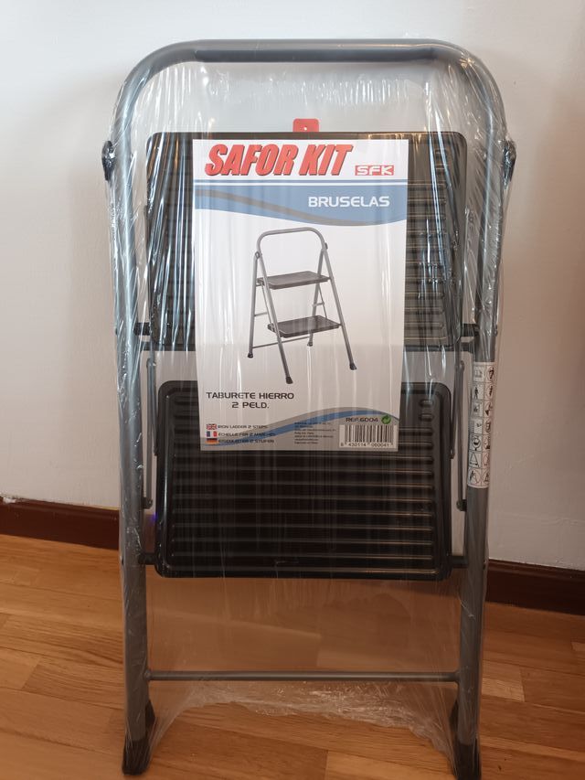 Escalera 2 peldaños Nueva