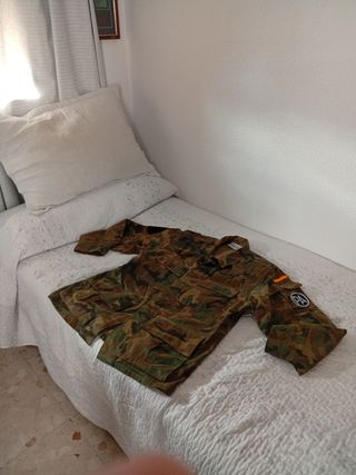 Chaqueta militar 
