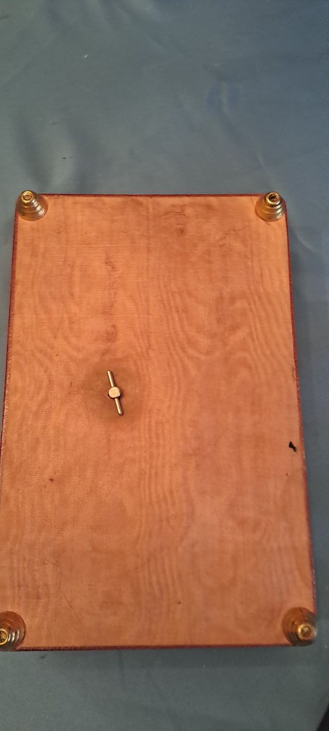 Scatola per sigari con musica