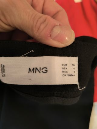 Pantalones pitillos de traje en negro 36