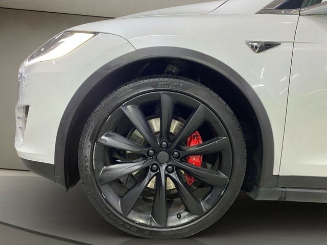 Tesla Model X Ludicrous Performance 4WD