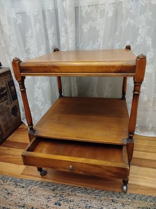Mesa auxiliar años 60