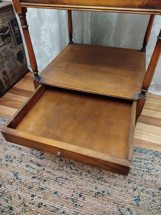 Mesa auxiliar años 60