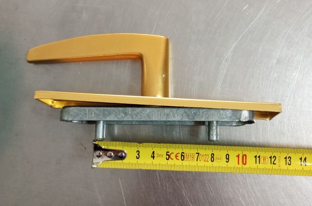 Falleba de embutir de aluminio