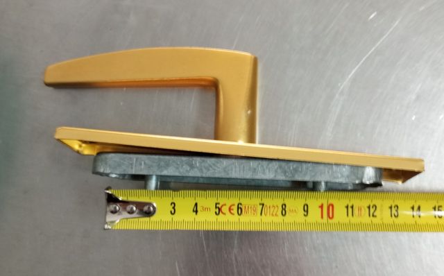 Falleba de embutir de aluminio