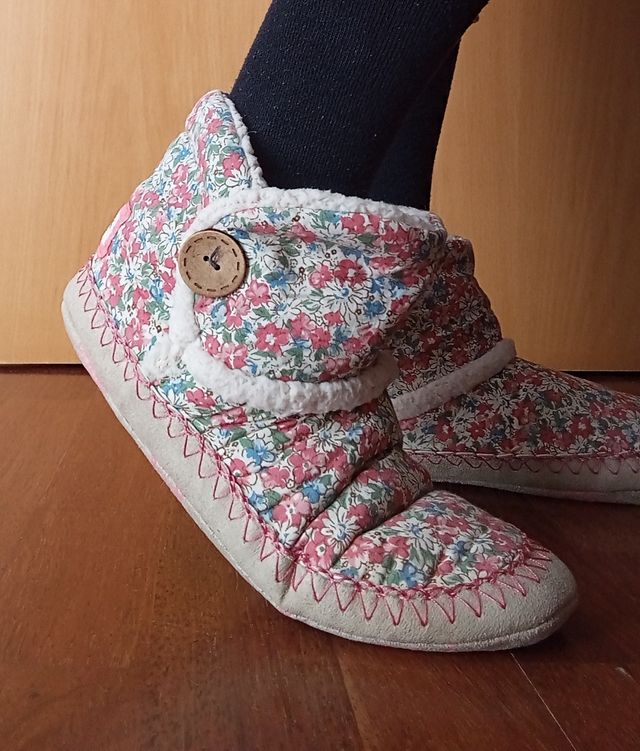 Zapatillas botín de casa mujer