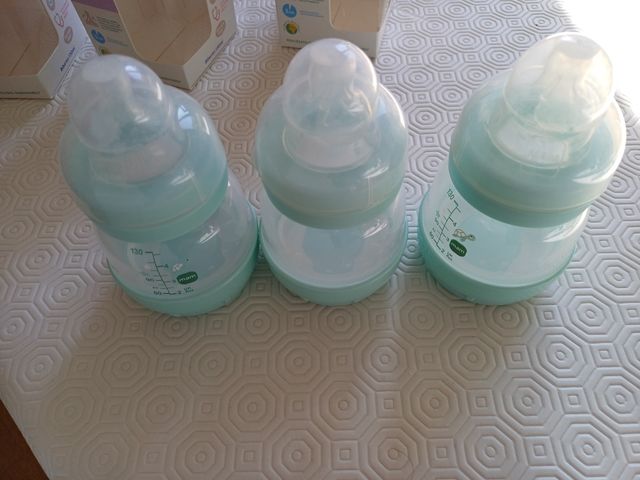Tre biberon Mam 0 3 mesi