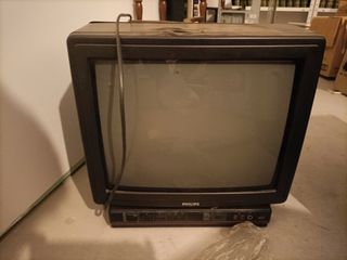 TV PHILIPS antigua para reparar