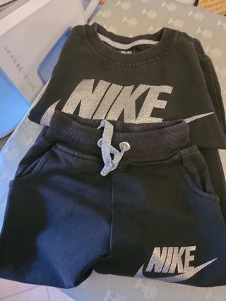 Tuta bimba nike 