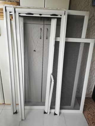 5 mosquiteras lacadas en blanco