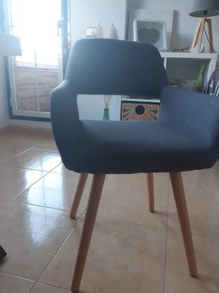 4 sillas de comedor gris