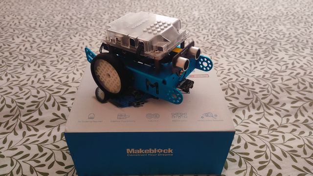 Robot interactivo MBot