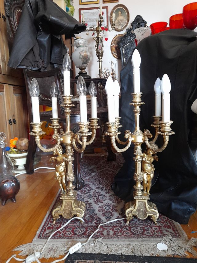 Candelabros antiguos de bronce