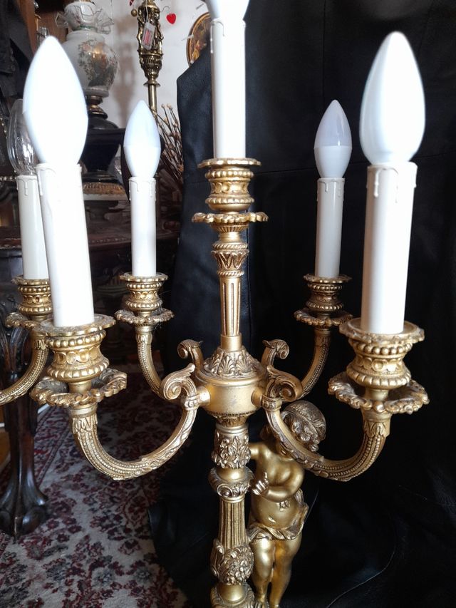 Candelabros antiguos de bronce