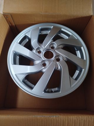 Llanta Mitsubishi Space Star 4250D417