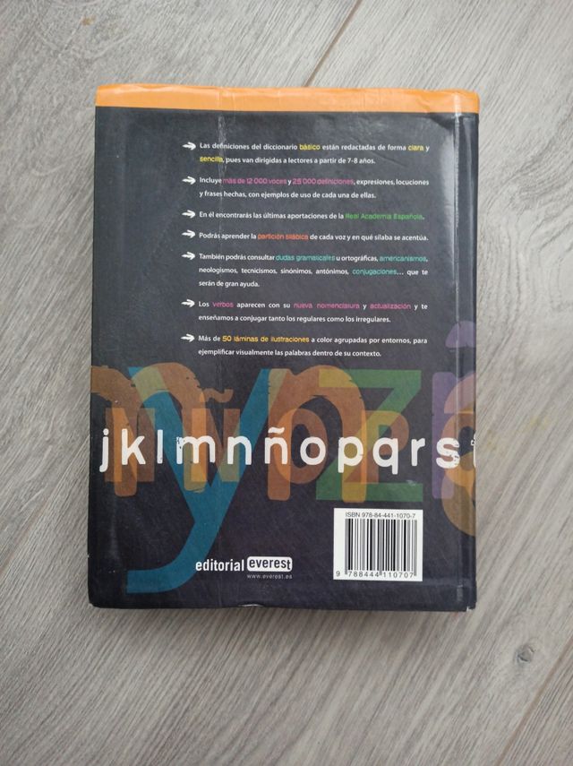 Diccionario Básico de la lengua española: Con láminas temáticas a color