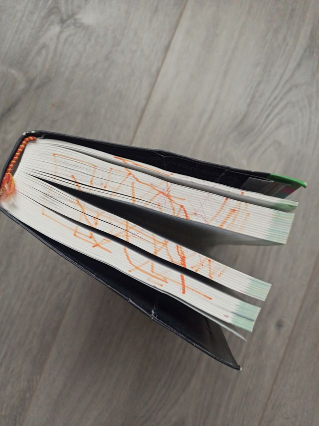 Diccionario Básico de la lengua española: Con láminas temáticas a color