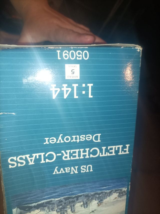 Barco a escala flescher - class