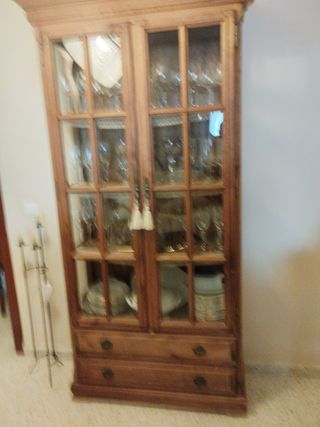 Vitrina madera maciza 