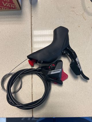 Maneta derecha y pinza sram apex 12 velocidades 