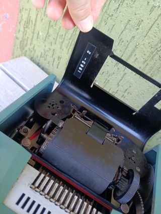 Calcolatrice Olivetti anni '60