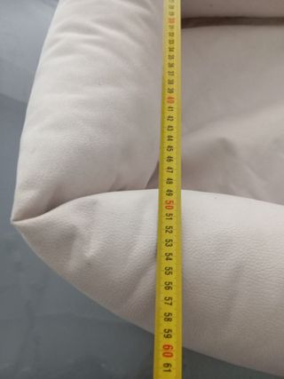 Cama de mascota para sofá y suelo nueva