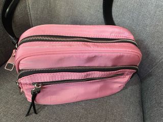 Bolso rosa chicle