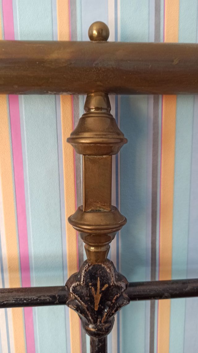 CABECERO HIERRO FORJADO Y LATÓN