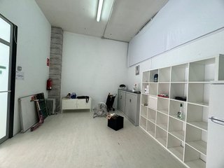 Local comercial en venta en El Castell-Poble Vell en Castelldefels