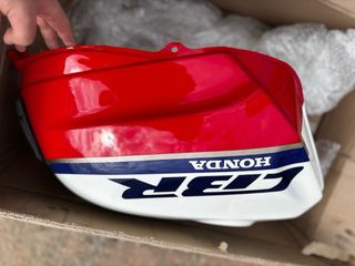 Deposito honda cbr 1000f