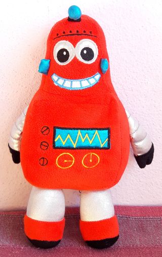 ROBOT DE PELUCHE