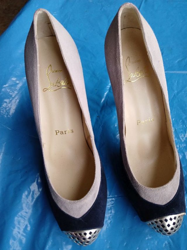 Zapatos tacón ante azul marino, rosa palo y metal