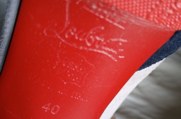 Zapatos tacón ante azul marino, rosa palo y metal