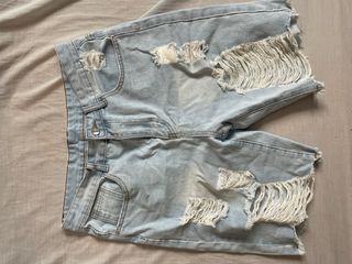 Pantalones vaqueros cortos