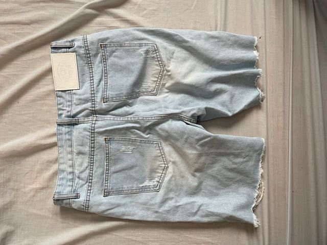 Pantalones vaqueros cortos